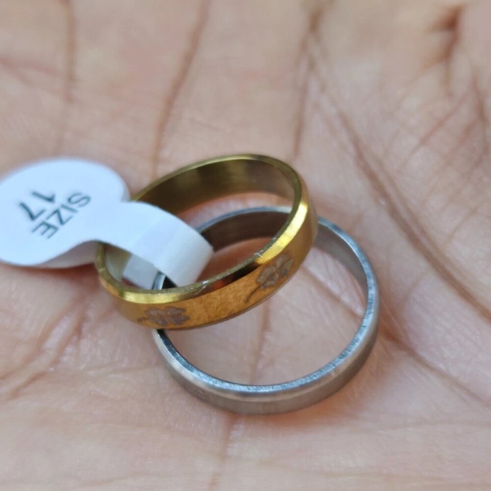 Women Fashion Rings Set of 2 Silver and Gold Tone Fashion Jewelry Size NWT - Picture 2 of 12